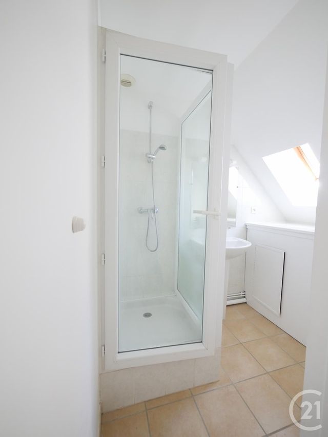Appartement F3 &agrave; louer - 3 pi&egrave;ces - 51,80 m2 - Gueret - 23 - LIMOUSIN