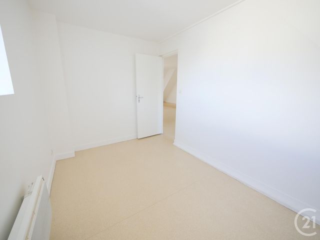 Appartement F3 &agrave; louer - 3 pi&egrave;ces - 51,80 m2 - Gueret - 23 - LIMOUSIN