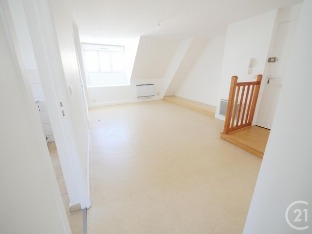 Appartement F3 &agrave; louer - 3 pi&egrave;ces - 51,80 m2 - Gueret - 23 - LIMOUSIN