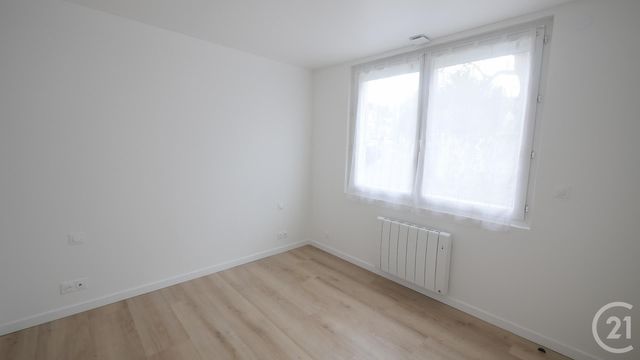 Appartement F3 &agrave; louer - 3 pi&egrave;ces - 71,75 m2 - Gueret - 23 - LIMOUSIN