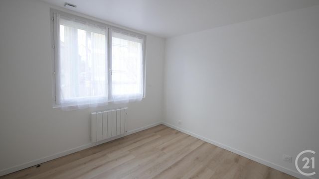 Appartement F3 &agrave; louer - 3 pi&egrave;ces - 71,75 m2 - Gueret - 23 - LIMOUSIN