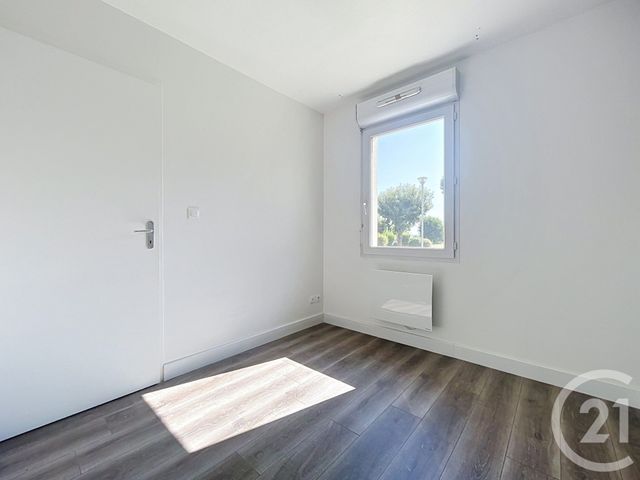 Appartement T2 &agrave; louer - 2 pi&egrave;ces - 36,26 m2 - Gueret - 23 - LIMOUSIN