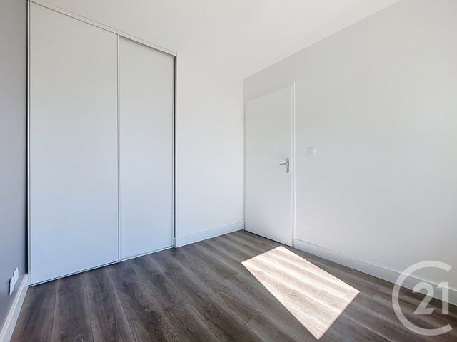 Appartement T2 &agrave; louer - 2 pi&egrave;ces - 36,26 m2 - Gueret - 23 - LIMOUSIN