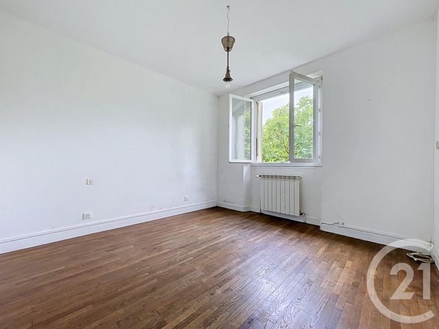 Maison &agrave; vendre - 4 pi&egrave;ces - 90,80 m2 - Dun Le Palestel - 23 - LIMOUSIN
