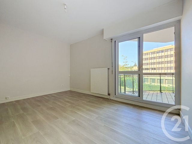 Appartement &agrave; vendre - 4 pi&egrave;ces - 77 m2 - Gueret - 23 - LIMOUSIN