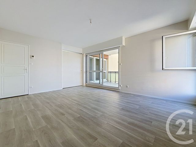Appartement &agrave; vendre - 4 pi&egrave;ces - 77 m2 - Gueret - 23 - LIMOUSIN
