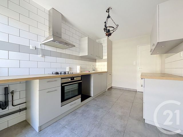 Appartement &agrave; vendre - 4 pi&egrave;ces - 77 m2 - Gueret - 23 - LIMOUSIN