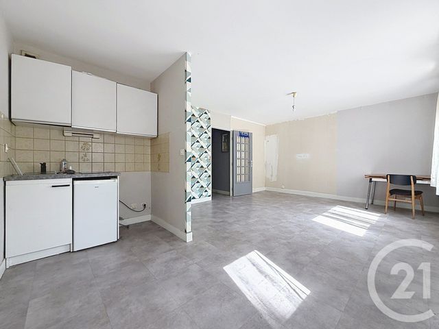 Appartement F1 &agrave; vendre - 1 pi&egrave;ce - 32,70 m2 - Gueret - 23 - LIMOUSIN