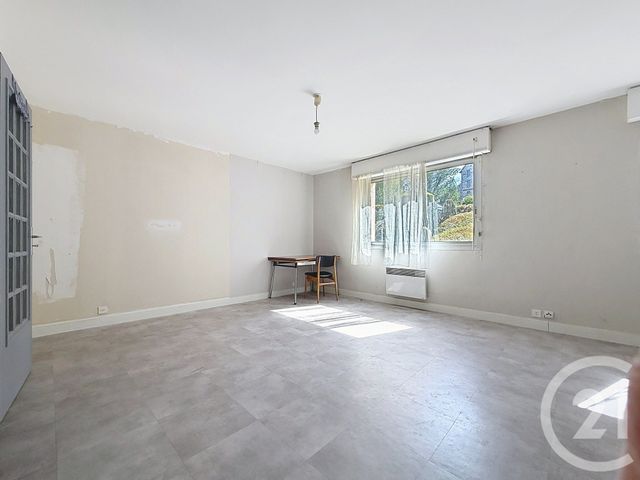 Appartement F1 &agrave; vendre - 1 pi&egrave;ce - 32,70 m2 - Gueret - 23 - LIMOUSIN
