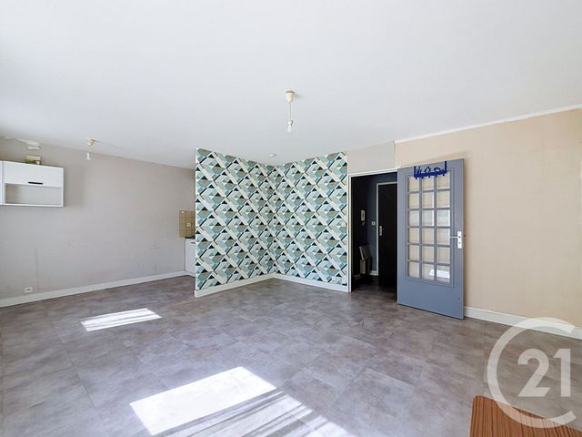 Appartement F1 &agrave; vendre - 1 pi&egrave;ce - 32,70 m2 - Gueret - 23 - LIMOUSIN