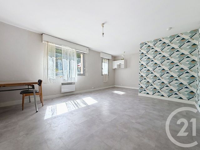 Appartement F1 &agrave; vendre - 1 pi&egrave;ce - 32,70 m2 - Gueret - 23 - LIMOUSIN