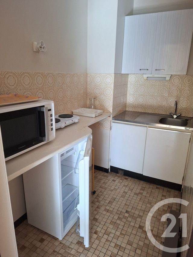 Appartement F1 &agrave; louer - 1 pi&egrave;ce - 26 m2 - Gueret - 23 - LIMOUSIN