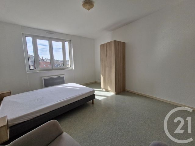 Appartement F1 &agrave; louer - 1 pi&egrave;ce - 24,70 m2 - Gueret - 23 - LIMOUSIN