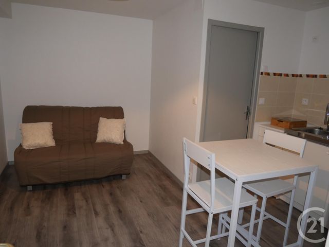 Appartement Studio &agrave; louer - 1 pi&egrave;ce - 14,95 m2 - Gueret - 23 - LIMOUSIN