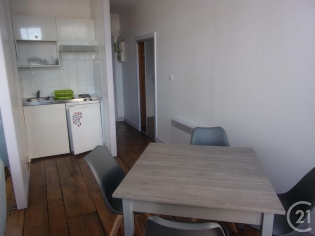 Appartement F2 &agrave; louer - 2 pi&egrave;ces - 35 m2 - Gueret - 23 - LIMOUSIN