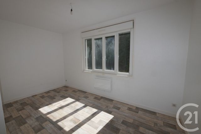 Appartement F3 &agrave; louer - 3 pi&egrave;ces - 63 m2 - St Sulpice Le Gueretois - 23 - LIMOUSIN