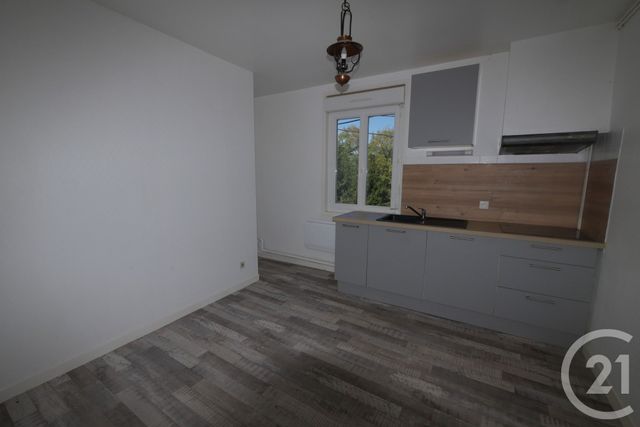 Appartement F3 &agrave; louer - 3 pi&egrave;ces - 63 m2 - St Sulpice Le Gueretois - 23 - LIMOUSIN