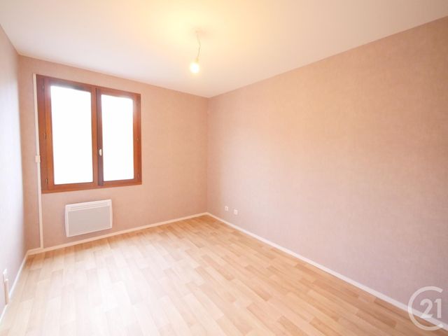 Appartement F3 &agrave; louer - 3 pi&egrave;ces - 68,34 m2 - Gueret - 23 - LIMOUSIN