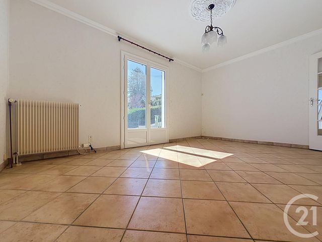 Maison &agrave; vendre - 5 pi&egrave;ces - 83 m2 - Gueret - 23 - LIMOUSIN