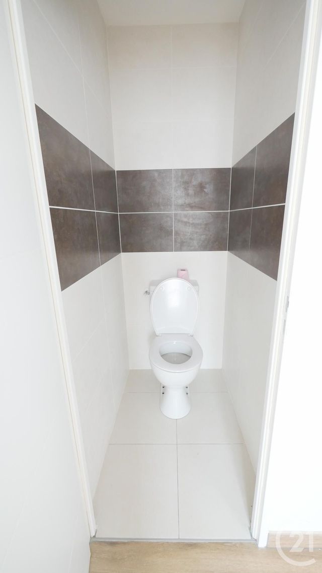 Appartement F2 &agrave; louer - 2 pi&egrave;ces - 31,25 m2 - Gueret - 23 - LIMOUSIN