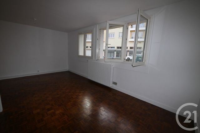 Appartement F3 &agrave; louer - 3 pi&egrave;ces - 56 m2 - Gueret - 23 - LIMOUSIN