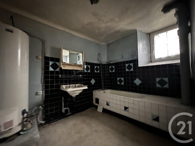 Maison à vendre - 7 pièces - 117 m2 - Bagnoles De L Orne Normandie - 61 - BASSE-NORMANDIE