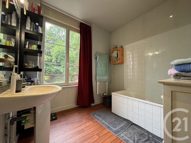 Appartement F3 à vendre - 3 pièces - 87,53 m2 - Bagnoles De L Orne Normandie - 61 - BASSE-NORMANDIE