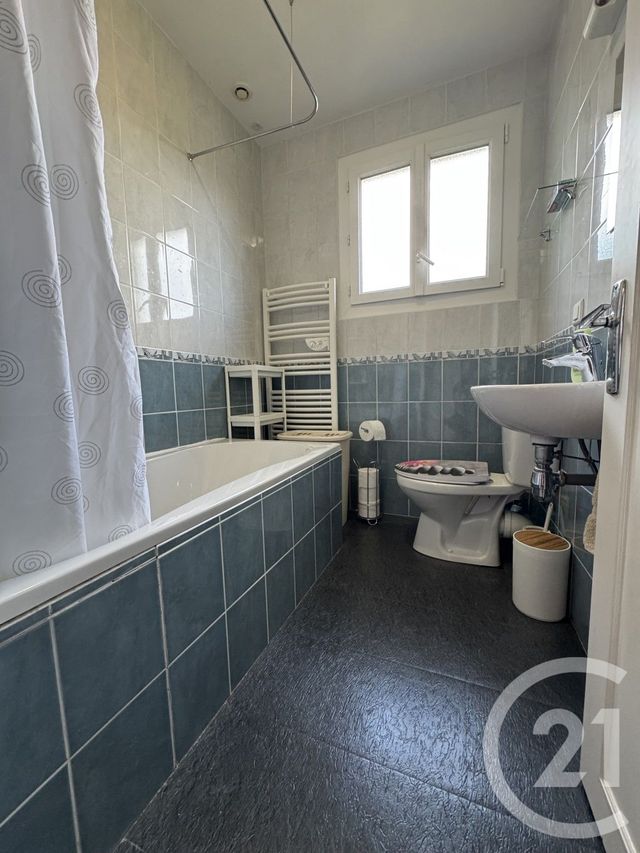 Maison à vendre - 6 pièces - 100 m2 - Bagnoles De L Orne Normandie - 61 - BASSE-NORMANDIE