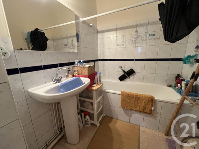 Appartement T3 à louer - 3 pièces - 58,90 m2 - Bagnoles De L Orne Normandie - 61 - BASSE-NORMANDIE