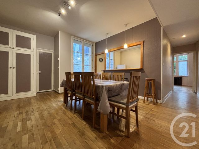 Appartement T4 &agrave; vendre - 6 pi&egrave;ces - 118,67 m2 - Bagnoles De L Orne Normandie - 61 - BASSE-NORMANDIE