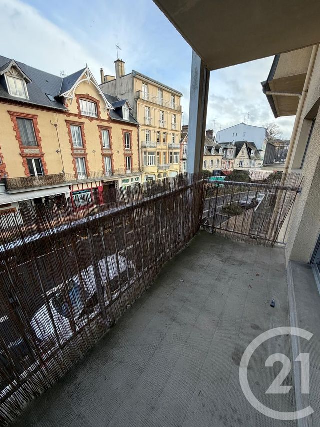 Appartement F2 &agrave; louer - 2 pi&egrave;ces - 42,06 m2 - Bagnoles De L Orne Normandie - 61 - BASSE-NORMANDIE