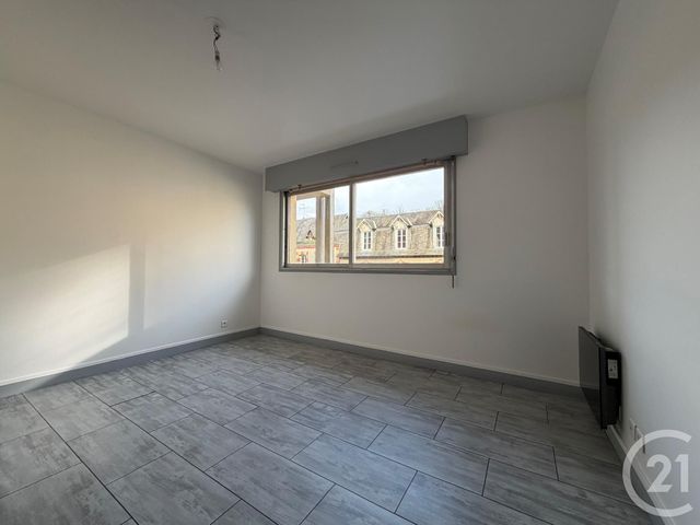 Appartement F2 &agrave; louer - 2 pi&egrave;ces - 42,06 m2 - Bagnoles De L Orne Normandie - 61 - BASSE-NORMANDIE
