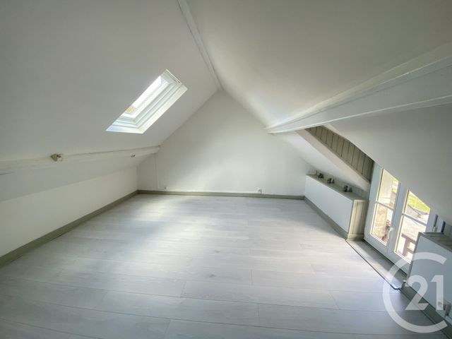 Maison &agrave; louer - 3 pi&egrave;ces - 63,91 m2 - Bagnoles De L Orne Normandie - 61 - BASSE-NORMANDIE