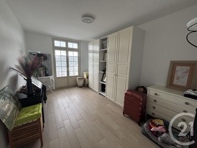 Appartement T3 &agrave; vendre - 3 pi&egrave;ces - 73 m2 - Bagnoles De L Orne Normandie - 61 - BASSE-NORMANDIE