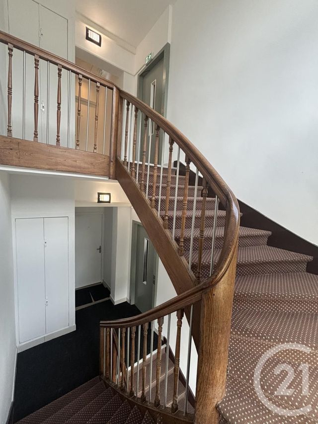 Appartement T3 &agrave; vendre - 3 pi&egrave;ces - 73 m2 - Bagnoles De L Orne Normandie - 61 - BASSE-NORMANDIE