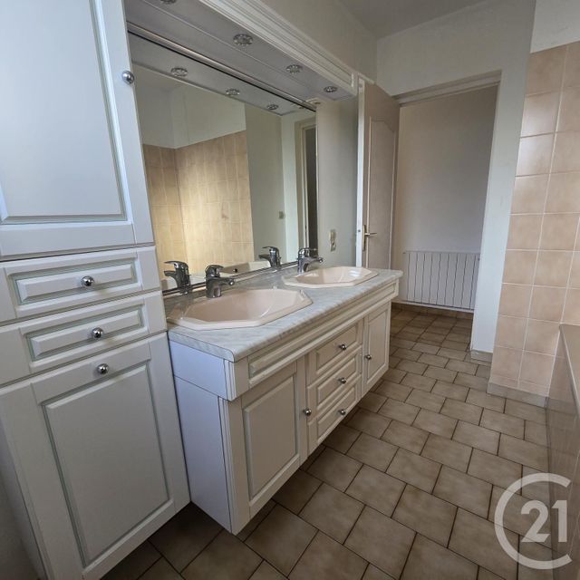 Maison &agrave; louer - 3 pi&egrave;ces - 73,30 m2 - Ceauce - 61 - BASSE-NORMANDIE