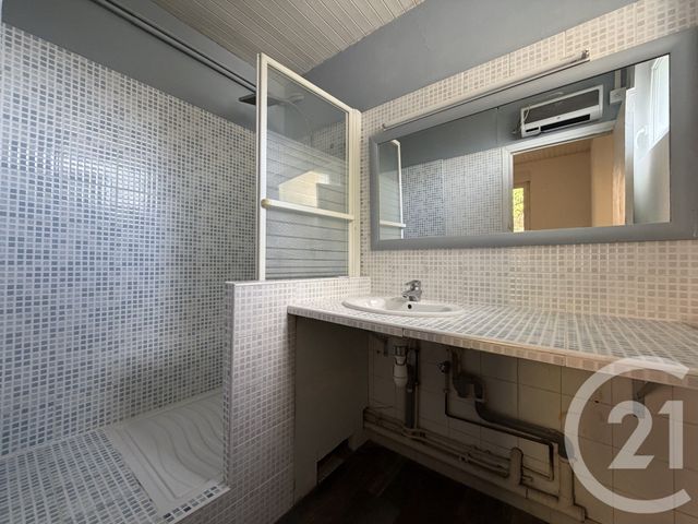 Appartement T10 &agrave; vendre - 2 pi&egrave;ces - 40 m2 - Bagnoles De L Orne Normandie - 61 - BASSE-NORMANDIE