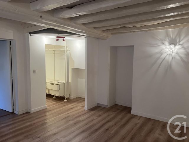 Maison &agrave; louer - 2 pi&egrave;ces - 87,16 m2 - Lassay Les Chateaux - 53 - PAYS-DE-LOIRE