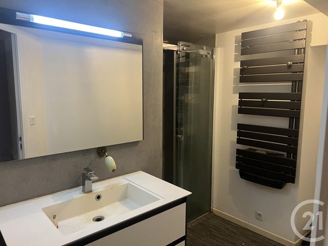 Maison &agrave; louer - 2 pi&egrave;ces - 87,16 m2 - Lassay Les Chateaux - 53 - PAYS-DE-LOIRE