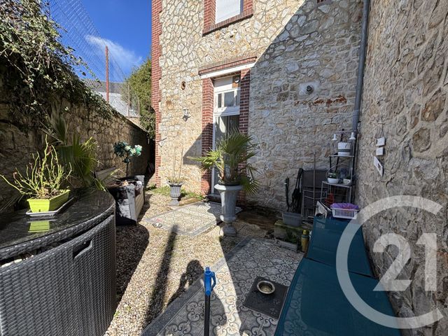 Appartement F3 &agrave; vendre - 2 pi&egrave;ces - 83,33 m2 - Bagnoles De L Orne Normandie - 61 - BASSE-NORMANDIE