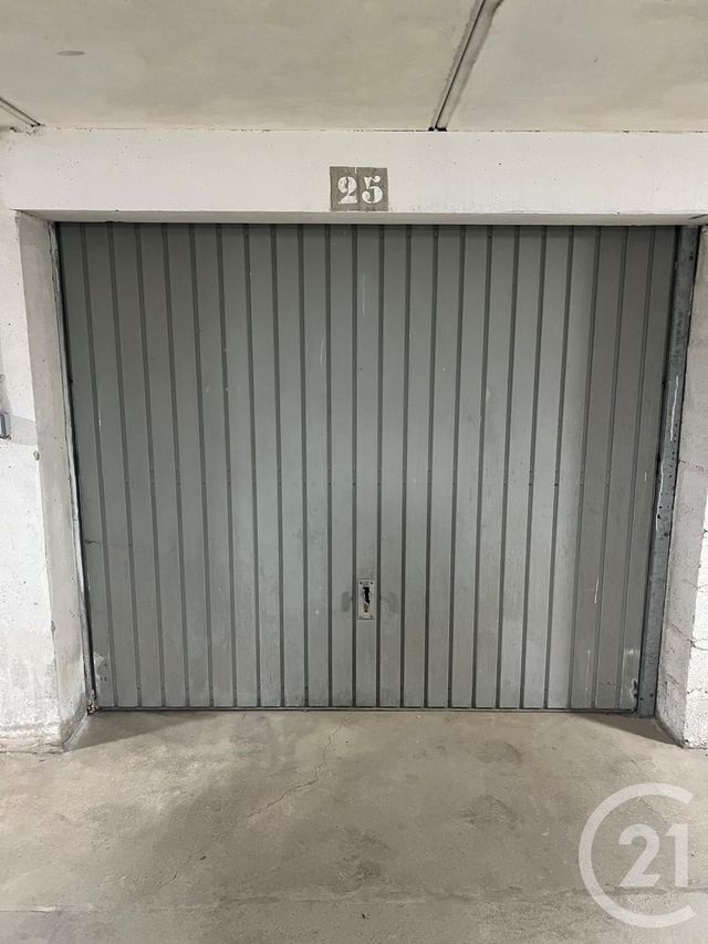 parking - BAGNOLES DE L ORNE NORMANDIE - 61