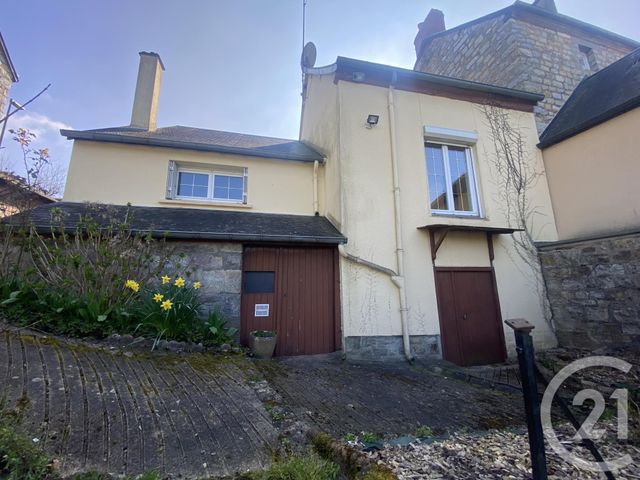 Appartement &agrave; louer - 2 pi&egrave;ces - 50 m2 - Domfront En Poiraie - 61 - BASSE-NORMANDIE