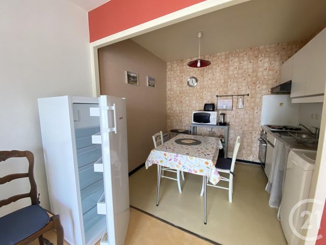 Appartement F2 &agrave; louer - 2 pi&egrave;ces - 37,55 m2 - Bagnoles De L Orne Normandie - 61 - BASSE-NORMANDIE
