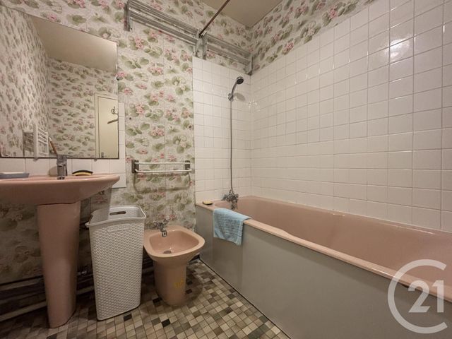 Appartement T2 &agrave; vendre - 3 pi&egrave;ces - 38,48 m2 - Bagnoles De L Orne Normandie - 61 - BASSE-NORMANDIE