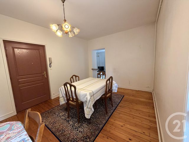 Appartement T3 &agrave; vendre - 3 pi&egrave;ces - 84 m2 - Bagnoles De L Orne Normandie - 61 - BASSE-NORMANDIE