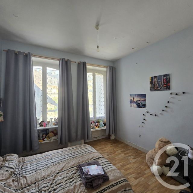 Appartement &agrave; louer - 3 pi&egrave;ces - 79,86 m2 - Bagnoles De L Orne Normandie - 61 - BASSE-NORMANDIE