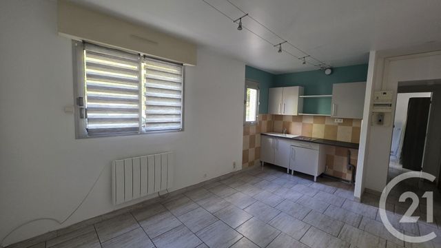 Appartement &agrave; louer - 2 pi&egrave;ces - 31 m2 - Bagnoles De L Orne Normandie - 61 - BASSE-NORMANDIE