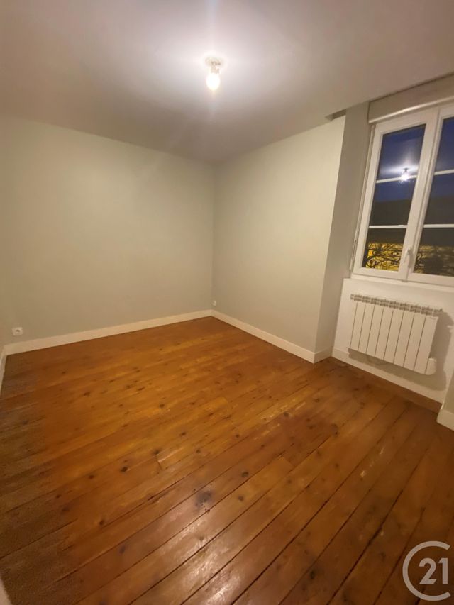 Appartement F3 &agrave; louer - 3 pi&egrave;ces - 71,73 m2 - Bagnoles De L Orne Normandie - 61 - BASSE-NORMANDIE
