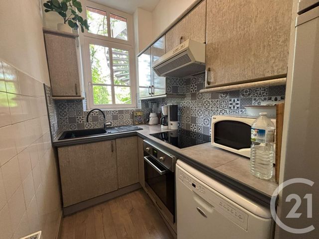 Appartement F3 &agrave; vendre - 3 pi&egrave;ces - 66,76 m2 - Bagnoles De L Orne Normandie - 61 - BASSE-NORMANDIE
