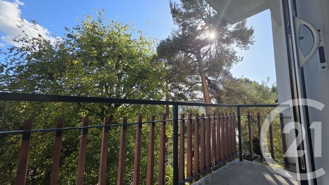 Appartement F2 &agrave; louer - 2 pi&egrave;ces - 38 m2 - Bagnoles De L Orne - 61 - BASSE-NORMANDIE